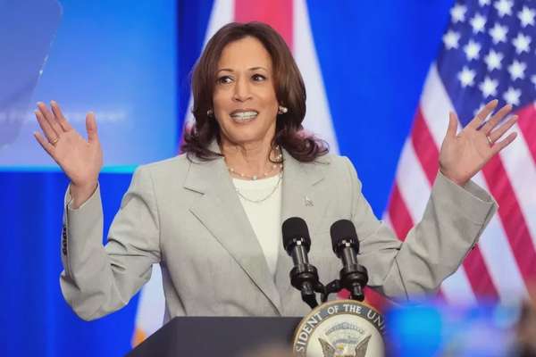 Những ‘trải nghiệm’ về chính sách đối ngoại có giúp bà Kamala Harris thắng cử?