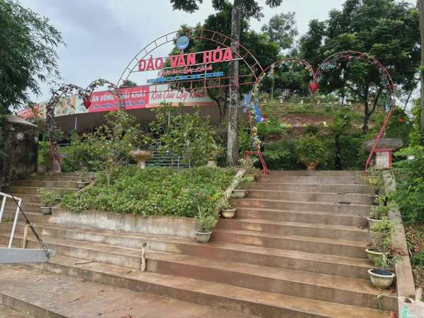Cận cảnh khu du lịch đảo Núi Cái, nơi có đồng tiền cổ hàng trăm năm Cận cảnh khu du lịch đảo Núi Cái, nơi có đồng tiền cổ hàng trăm năm