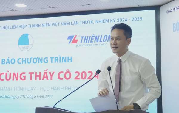 'Chia sẻ cùng thầy cô' năm 2024: 10 năm đồng hành cùng thầy cô vượt khó