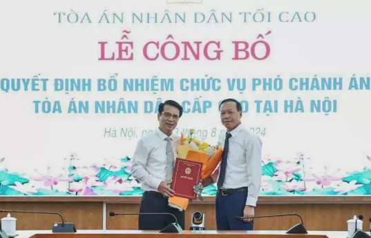 Bộ Chính trị, Bộ Công an, Tòa án nhân dân tối cao điều động, bổ nhiệm nhiều chức danh