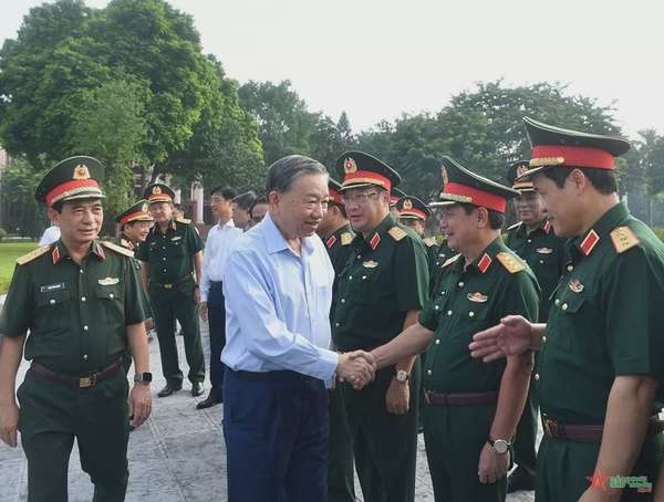 Tổng Bí thư, Chủ tịch nước Tô Lâm làm việc với Ban Thường vụ Quân ủy Trung ương