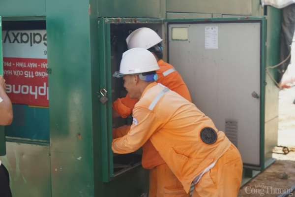 Cận cảnh “trái tim” của truyền tải điện Bắc Trung Bộ trị giá hơn 1,4 nghìn tỷ đồng Cận cảnh “trái tim” của truyền tải điện Bắc Trung Bộ trị giá hơn 1,4 nghìn tỷ đồng
