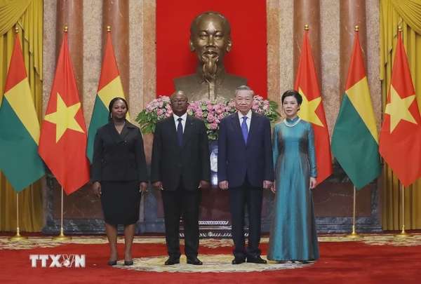 Tổng Bí thư, Chủ tịch nước Tô Lâm chủ trì Lễ đón chính thức Tổng thống Guinea-Bissau