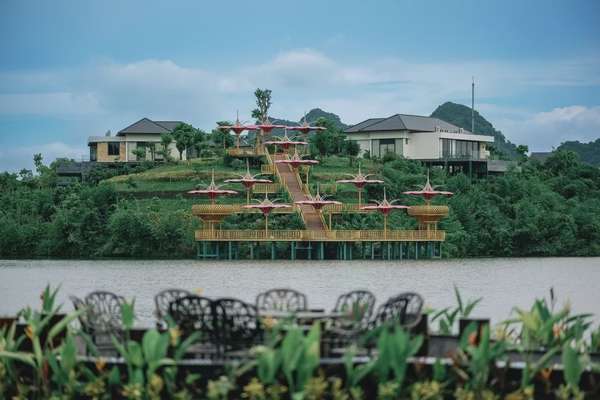 Lamori Resort & Spa - huyền bí thung lũng xanh mát