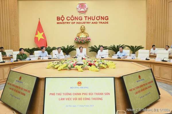 Bộ trưởng Nguyễn Hồng Diên: Kết quả ngành Công Thương đạt được có thể nói là một kỳ tích