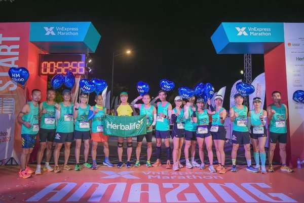 Giải Vnexpress Marathon Hạ Long 2024 tiếp tục lan tỏa những thông điệp về lối sống lành mạnh