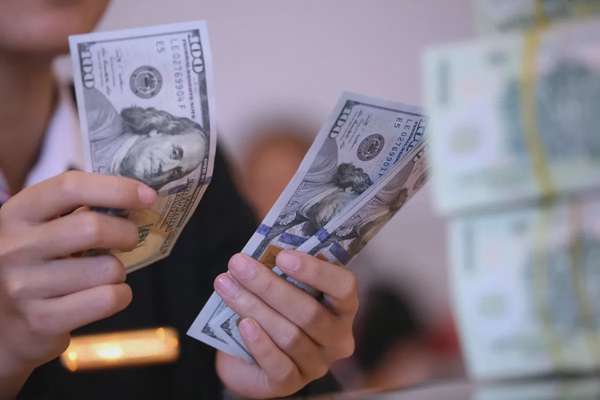 Tỷ giá USD hôm nay ngày 16/04/2025