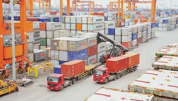 Tính đến ngày 15/9, tổng trị giá xuất nhập khẩu của cả nước đạt trên 540 tỷ USD