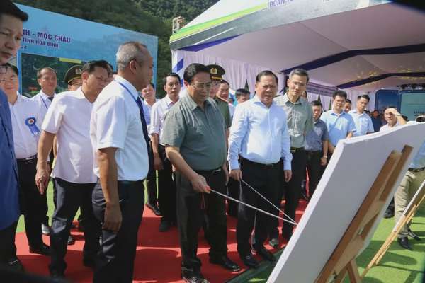 Thủ tướng dự lễ khởi công cao tốc Hoà Bình - Mộc Châu