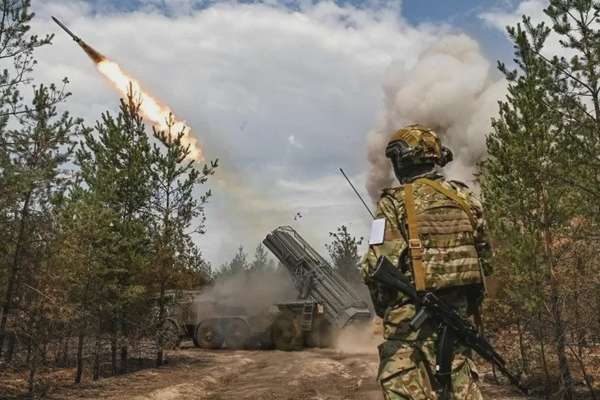Chiến sự Nga - Ukraine sáng 18/5: Nga đánh bại hàng nghìn quân Ukraine tại Sumy, Kharkov