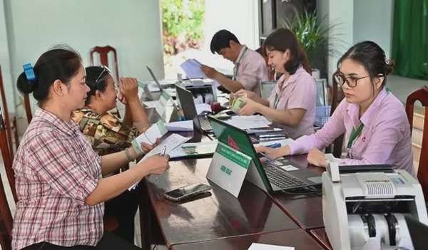 Phối hợp đưa nguồn vốn chính sách ‘đến từng ngõ, gõ từng nhà'