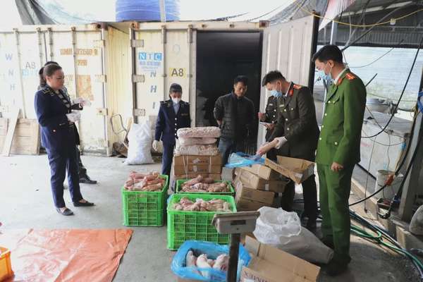 Yên Bái: Tạm giữ hàng không rõ nguồn gốc, hàng nhập lậu