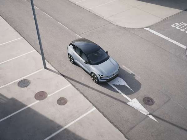 Volvo đã bỏ tên gọi Recharge trên tất cả các mẫu plug-in hybrid, trong tương lai, chúng sẽ được gọi đơn giản là T8. Ảnh: Carscoops