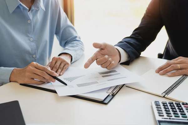 Vi phạm kinh doanh bảo hiểm bị phạt tới 200 triệu đồng