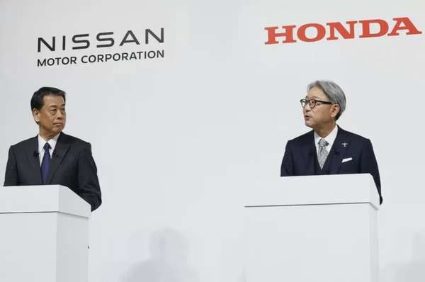 Honda và Nissan có thể hủy bỏ thương vụ sáp nhập. Ảnh: Reuters 