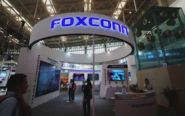 Foxconn của Đài Loan (Trung Quốc) được xem là một ứng viên tiềm năng để kết hợp với Nissan. Ảnh: Reuters