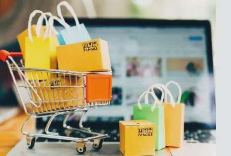 Lùi thời gian thu thuế bán hàng online đến ngày 1/7/2025