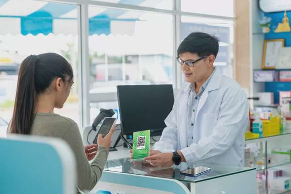 Vietcombank là ngân hàng đầu tiên ra mắt tính năng 'Thông báo số dư bằng giọng nói'