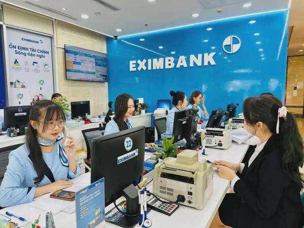 Theo số liệu của Ngân hàng Nhà nước, đến thời điểm này, lãi suất cho vay giảm 0,59% so với đầu năm.
