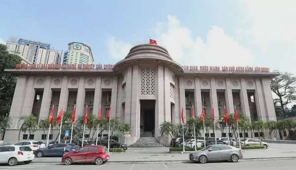 45 lãnh đạo cấp vụ của Ngân hàng Nhà nước  xin nghỉ hưu, thôi việc từ ngày 1/3