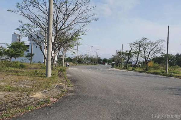 Các chuyên gia bất động sản khuyến cáo người dân phải thận trọng trong giao dịch bất động sản vùng ven Đà Nẵng