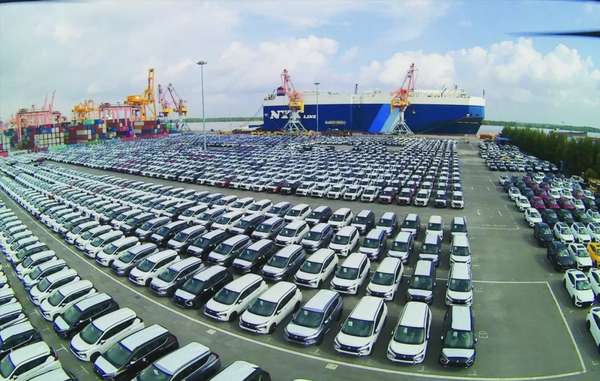 Doanh số ô tô tại Indonesia dự kiến sẽ đạt 900.000 xe trong năm nay. Ảnh minh họa