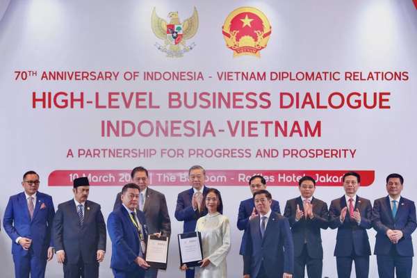 VinFast hợp tác chiến lược với ngân hàng quốc doanh Indonesia