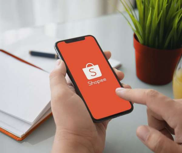 Kinh doanh trên sàn thương mại điện tử chịu phí ra sao?