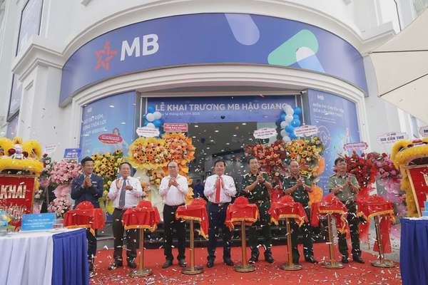 MB khai trương chi nhánh Hậu Giang, thúc đẩy tài chính số