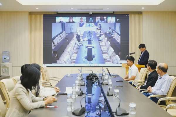HaUI đi đầu trong chuyển đổi số, xây dựng đại học thông