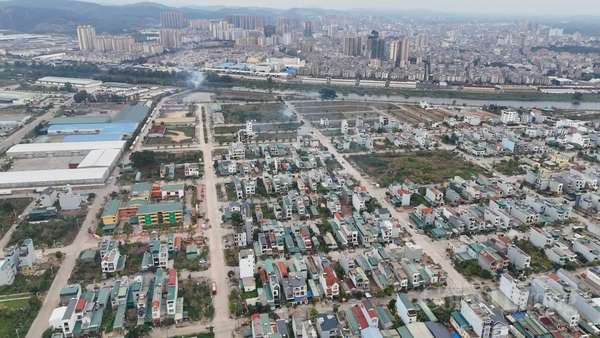 Quảng Ninh: Vì sao nhiều hộ dân 'bị bỏ rơi' ở TP. Móng Cái