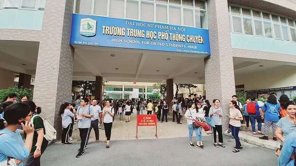 môn thi vào lớp 10 trường THPT chuyên 