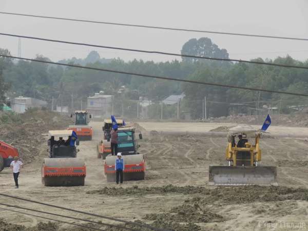 Thủ tướng kiểm tra tiến độ cao tốc Biên Hòa - Vũng Tàu