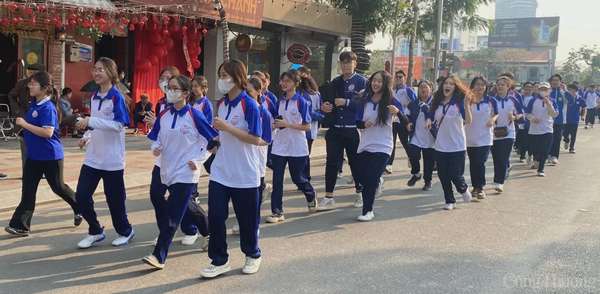 Hơn 10.000 người tham gia Ngày chạy vì Hải Phòng xanh, văn minh và thân thiện năm 2025