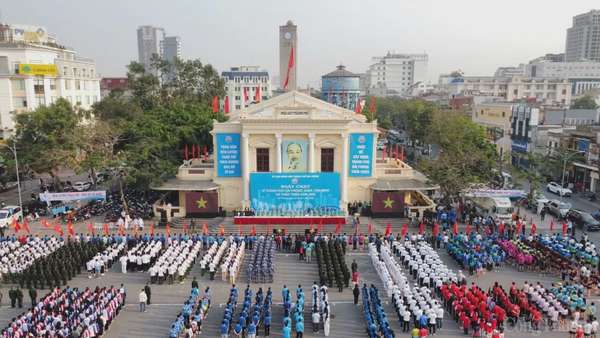 Hơn 10.000 người tham gia Ngày chạy vì Hải Phòng xanh, văn minh và thân thiện năm 2025