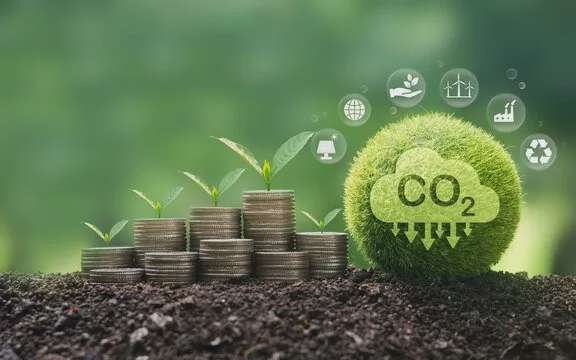 Các giám đốc điều hành ngành dầu khí của Canada cho biết, hệ thống giá carbon hiện tại của liên bang nên bị bãi bỏ để các chính quyền tỉnh có thể thiết lập các quy định carbon phù hợp hơn. Ảnh minh họa