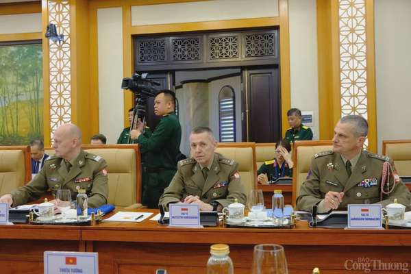 Việt Nam - Ba Lan nhất trí tăng cường hợp tác quốc phòng