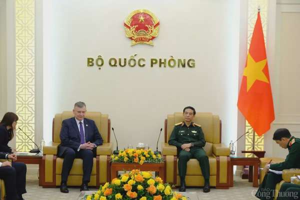 Việt Nam - Ba Lan nhất trí tăng cường hợp tác quốc phòng