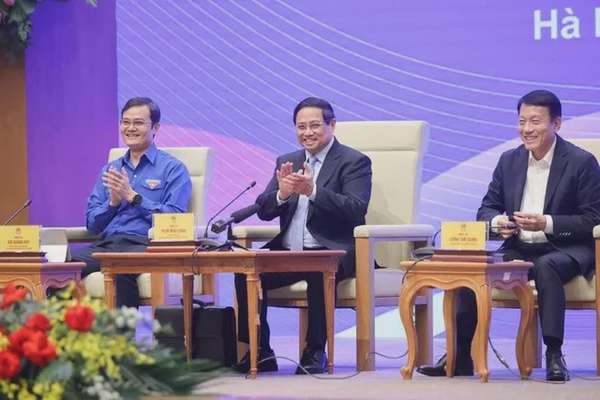 Thủ tướng Phạm Minh Chính dự buổi đối thoại với thanh niên Việt Nam. Ảnh: VGP/Nhật Bắc