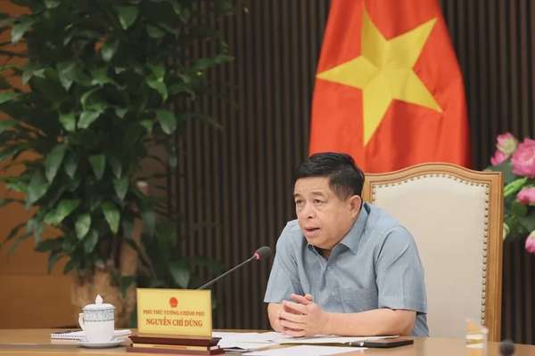 Phó Thủ tướng Nguyễn Chí Dũng nhấn mạnh Đề án hoàn thành phải tạo được "cú hích" cho kinh tế tư nhân - Ảnh: VGP