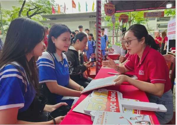ngành học nào hót trong mùa tuyển sinh 2025