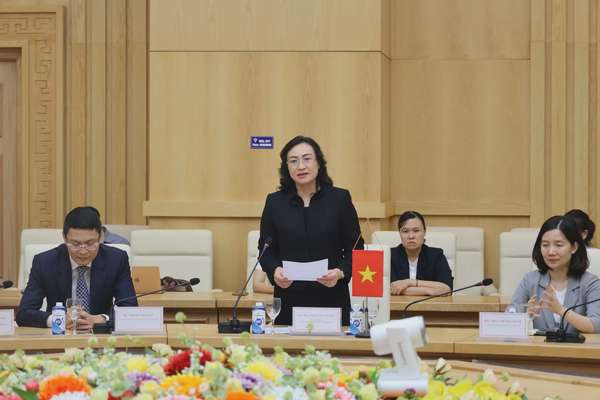 Việt Nam-Anh hợp tác nâng cao bảo vệ người tiêu dùng