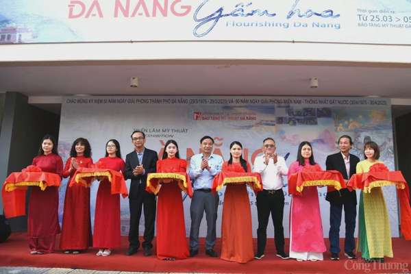 khai mạc triển lãm mỹ thuật “Đà Nẵng gấm hoa” tại Bảo tàng Mỹ thuật Đà Nẵn