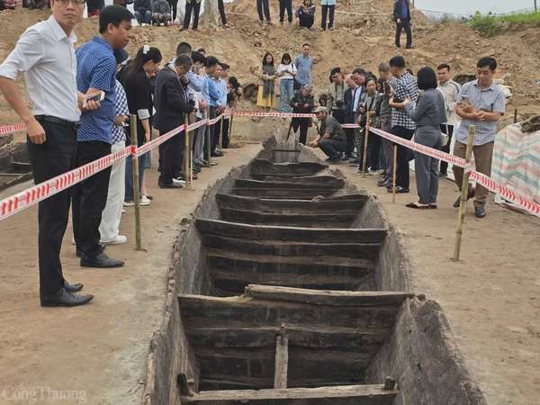Thuyền cổ ở Bắc Ninh: Hai thuyền hay một?