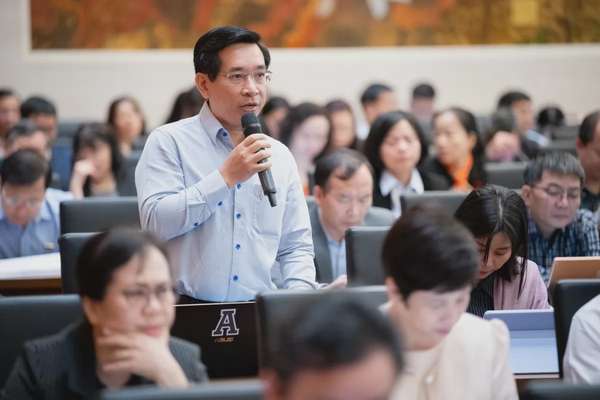Đại biểu Nguyễn Văn Cảnh - Bình Định