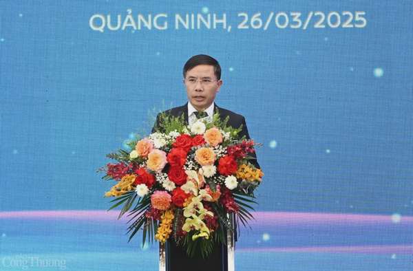 Khánh thành nhà máy Việt Hưng