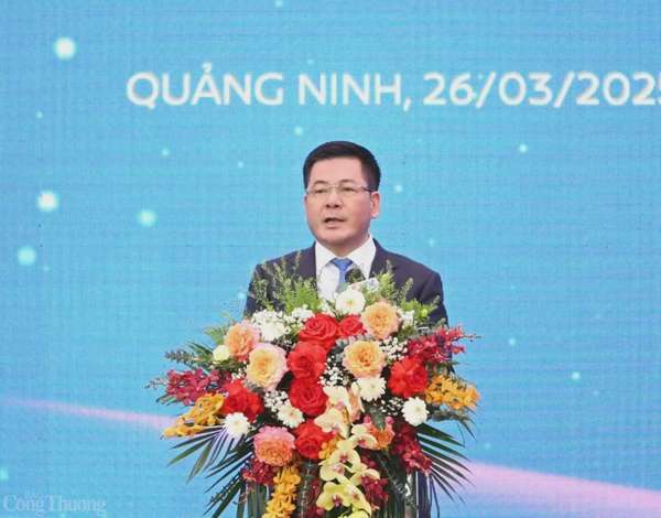 Khánh thành nhà máy Việt Hưng