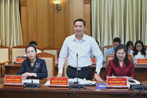 Chùm ảnh: Đoàn công tác của Chính phủ làm việc với tỉnh Bắc Giang về giải pháp thúc đẩy tăng trưởng