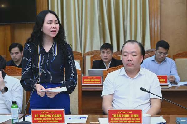 Chùm ảnh: Đoàn công tác của Chính phủ làm việc với tỉnh Bắc Giang về giải pháp thúc đẩy tăng trưởng