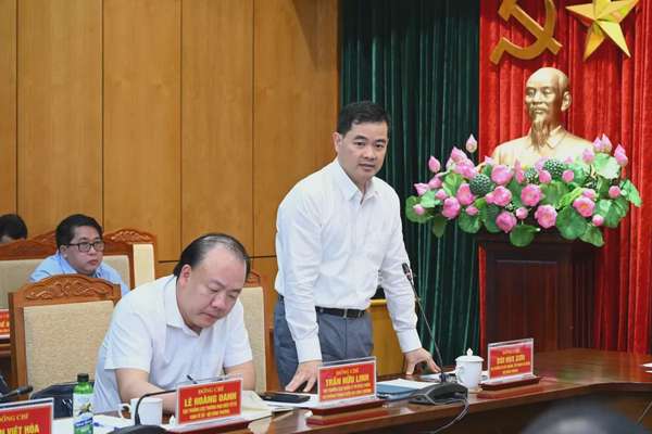 Chùm ảnh: Đoàn công tác của Chính phủ làm việc với tỉnh Bắc Giang về giải pháp thúc đẩy tăng trưởng